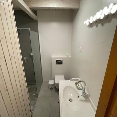 Apartment Mezesfeszer Apartman *