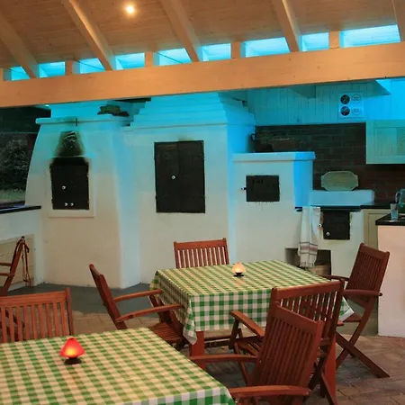 Mezesfeszer Apartman Cserkut