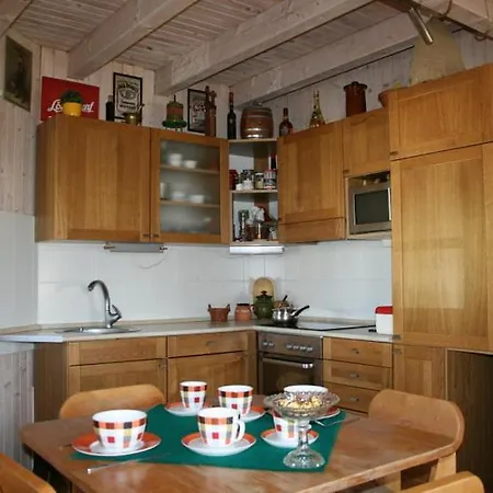 Apartment Mezesfeszer Apartman *