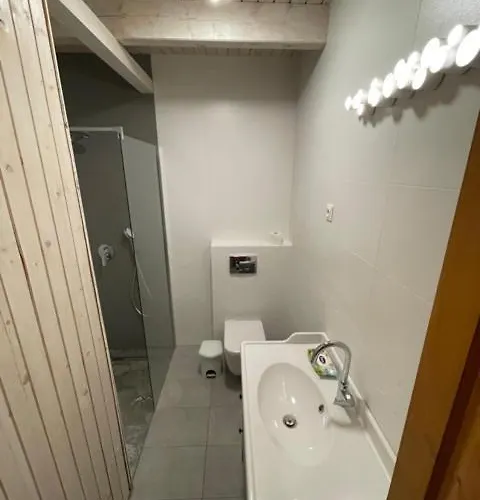 Apartament Mezesfeszer *